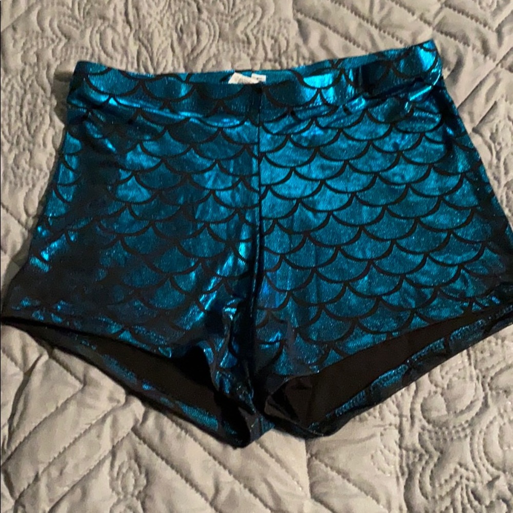 Volleyball Mermaid shorts